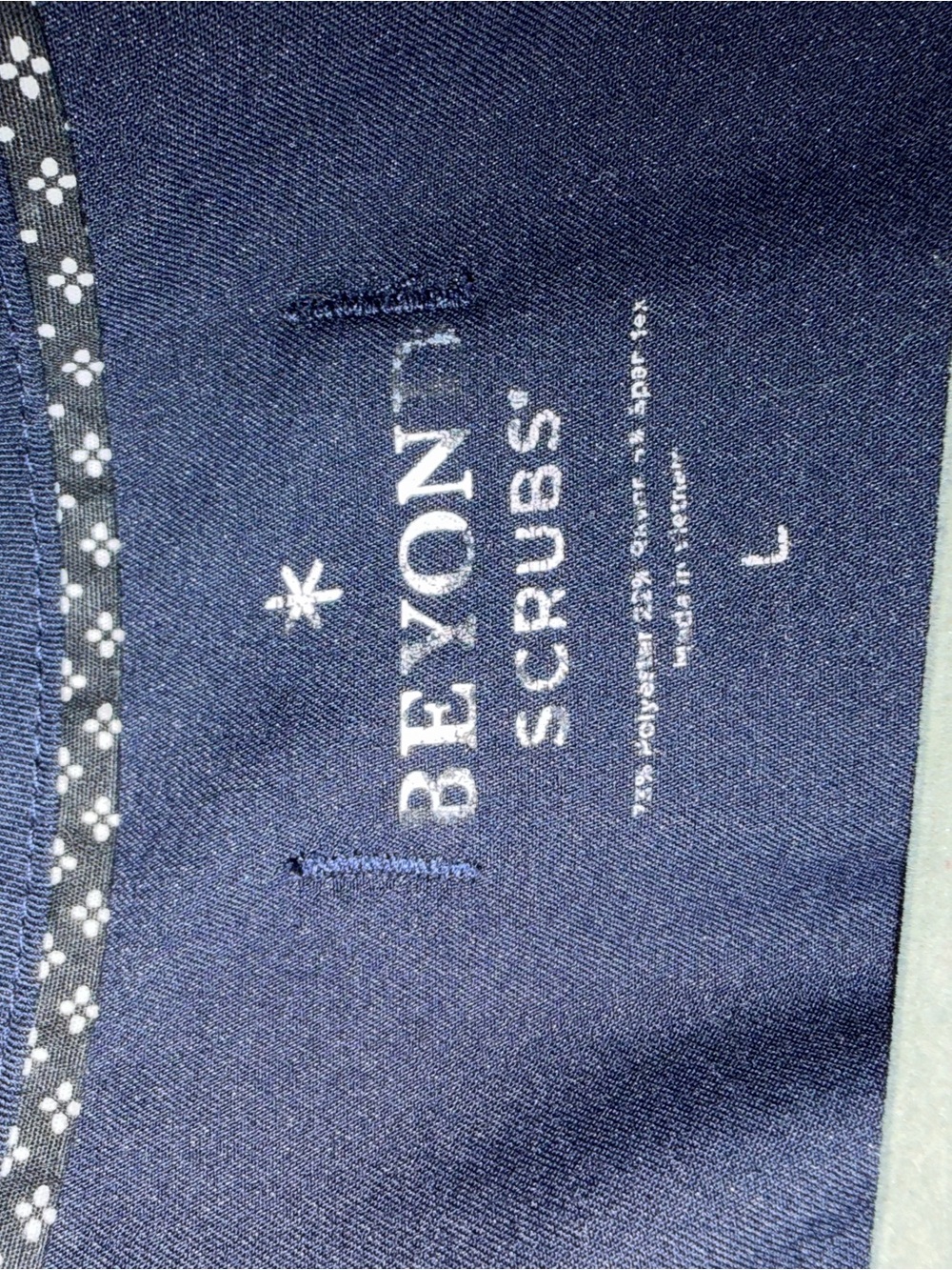 Beyond Scrubs Women's Navy Medical Top - L